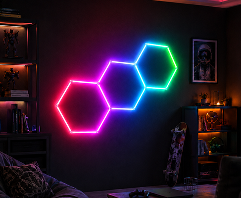 Goede prijs RGB LED Hexagon Light Modulair plafondverlichtingssysteem voor garage Gym Workshop Office Connectable Honeycomb LED Hex Light Panels online
