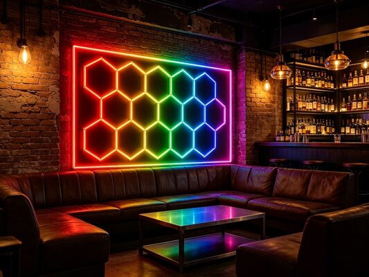 Goede prijs 2026 Nieuwe 15Hexagon RGB afstandsbediening Honeycomb LED plafondlicht 24V IP20 voor gymzaal Salon Garage Bar Atmosfeer licht CE Ready Online