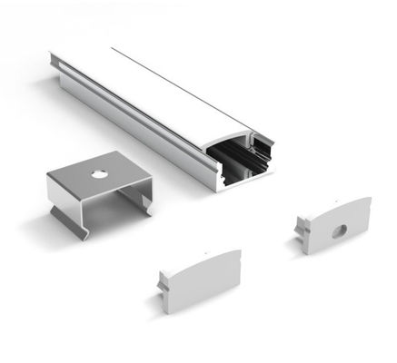 De oppervlakte leidde van het LEIDENE van het aluminiumkanaal het Profieluitdrijving 17*9mm Strookaluminium met PC-dekking